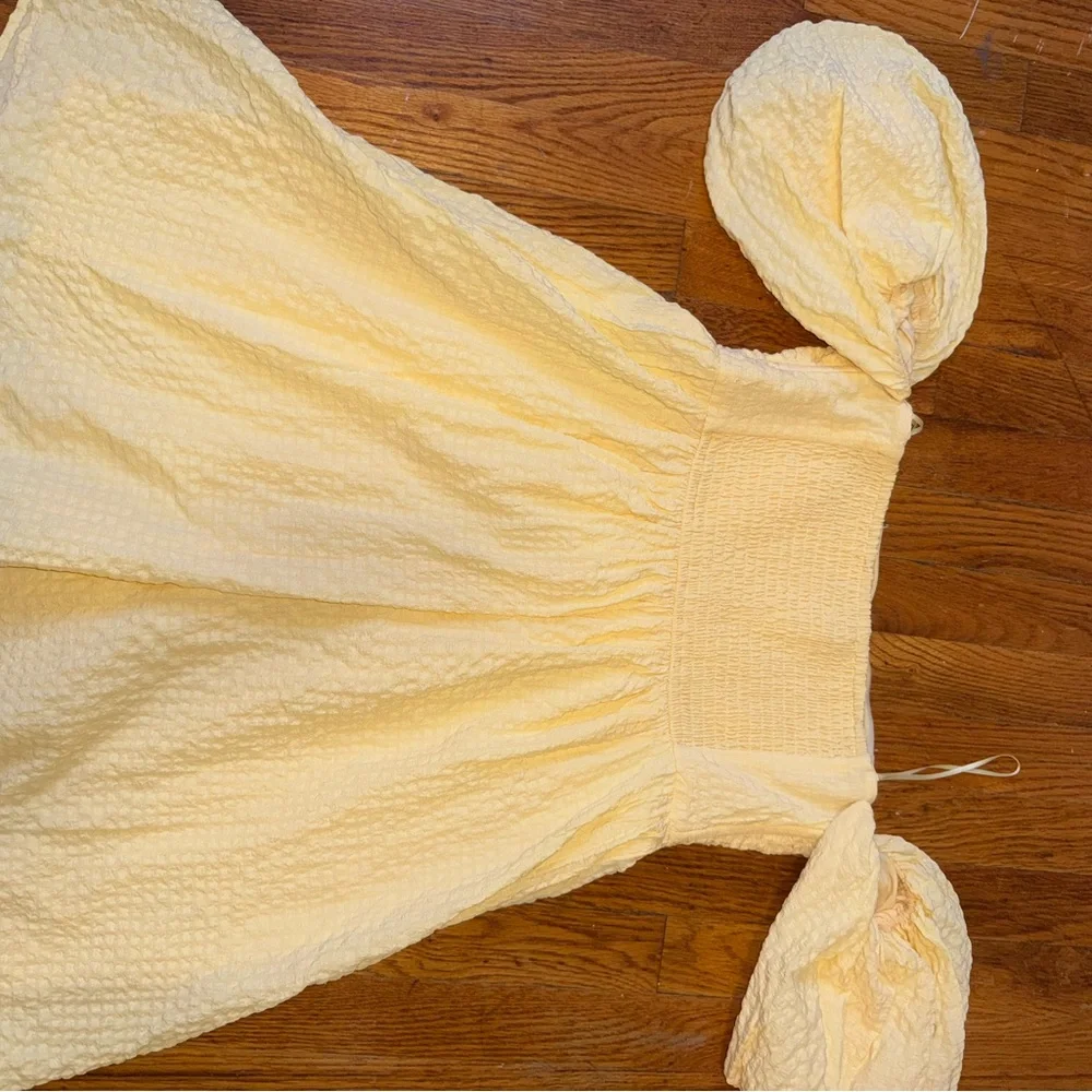 Yellow Abercrombie Emerson Off-Shoulder Dress - Picture 6 of 6
